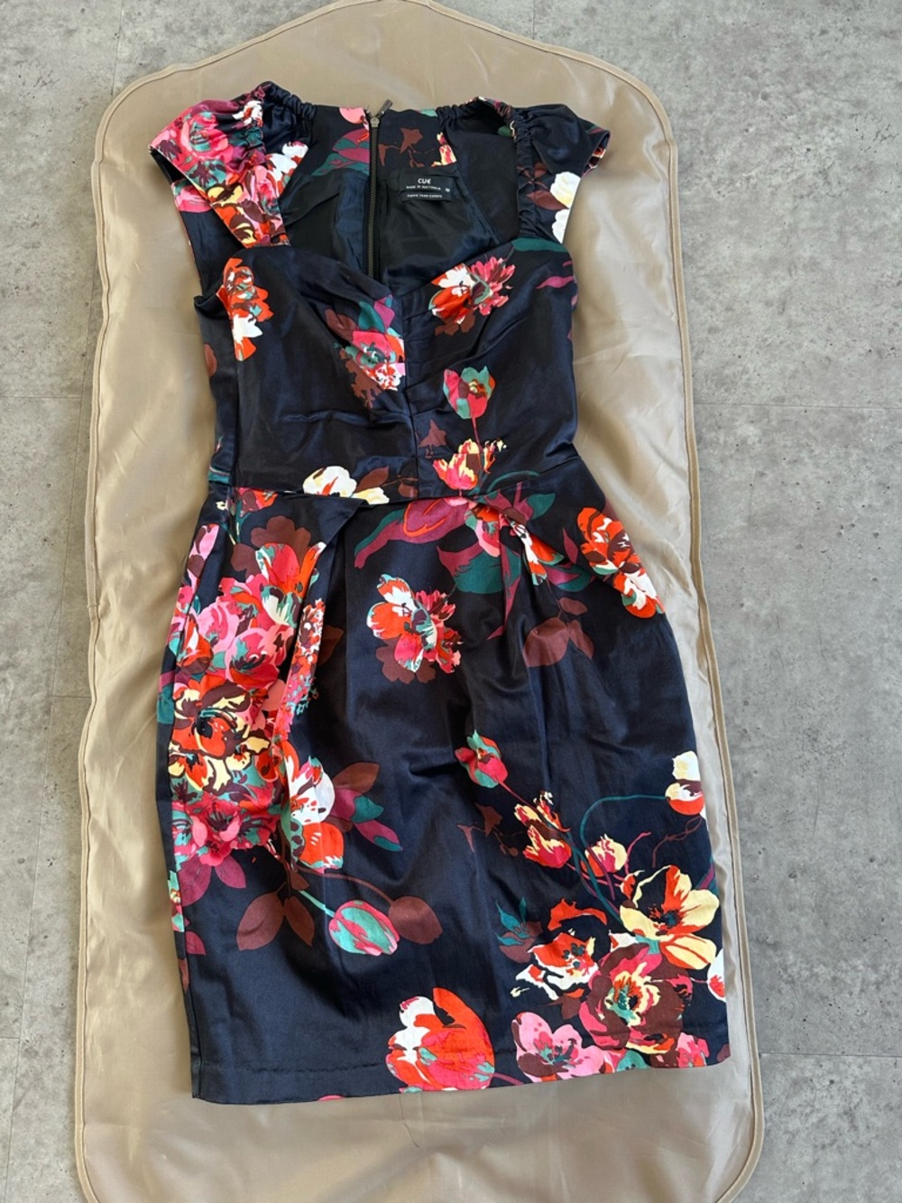 Cue Floral Midi Dress